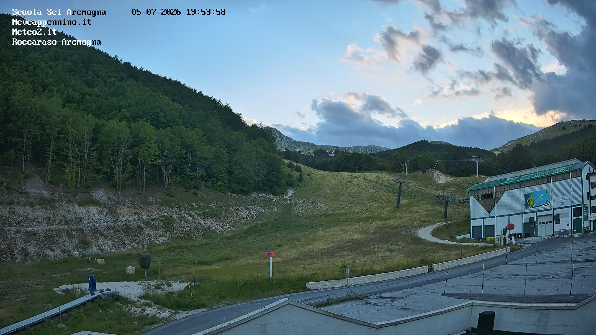 Webcam Roccaraso LIVE Aremogna: meteo, neve e immagini in tempo reale