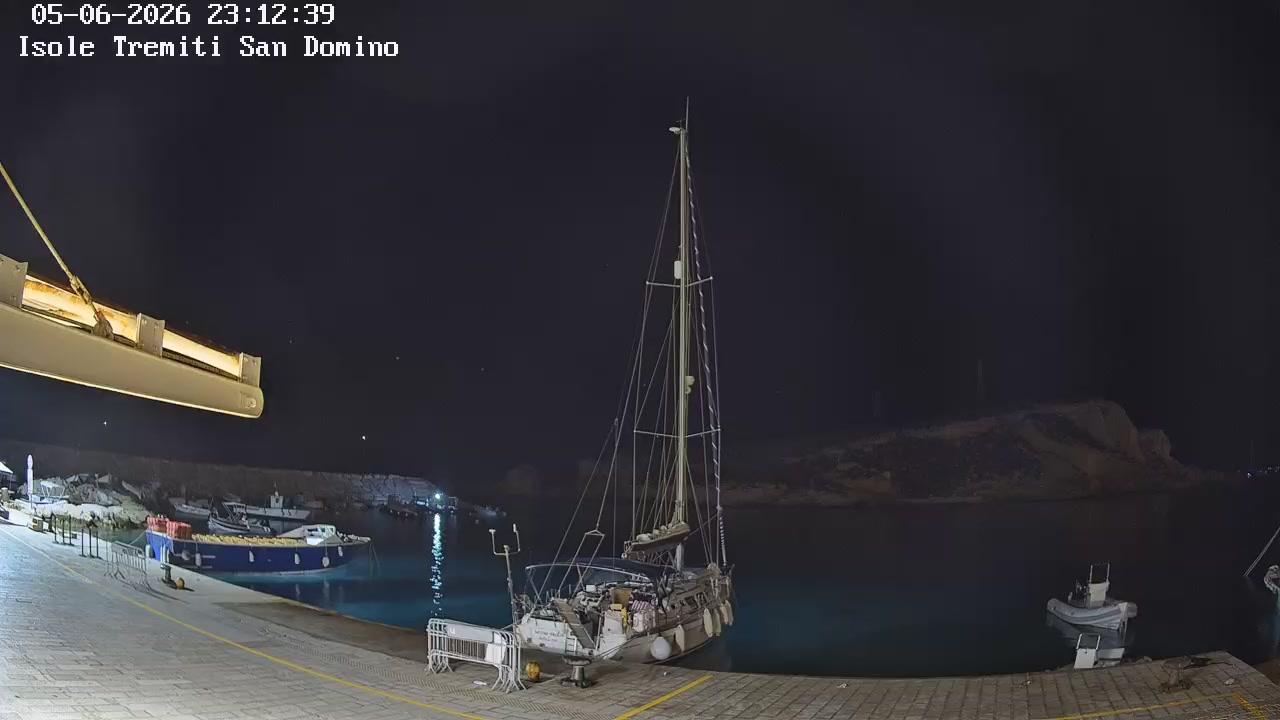 Webcam Isole Tremiti San Domino LIVE, immagini del porto, del mare e del meteo in tempo reale